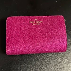Kate Spade ♠️ Lola glitter boxed medium compact wallet in pink